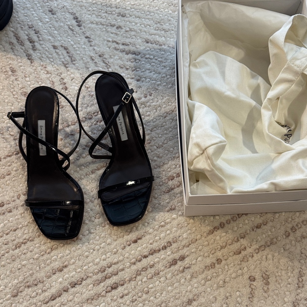 NWT Emme parsons Hugo sandal